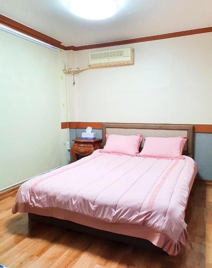 Healinghouse Peakjang Motel Buyeo Kamer foto